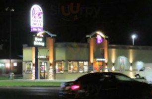 Taco Bell outside