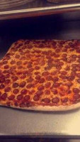 Domenic's Vinnie's Pizza food