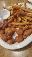 Pinckney Diner food