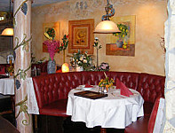 Bistro Gartenlaube inside