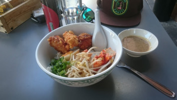 Ramen Shop food