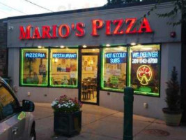 Mario's Pizza outside