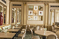 Cafe De La Paix food