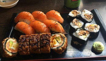 Maki Sushi food