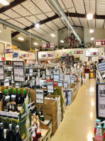 Kahn's Fine Wines Spirits food