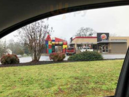 Burger King outside