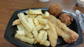 Louie's Chicken Fingers- Walnut Hill food