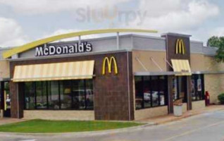 Mcdonald's outside