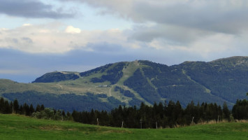 Feodor Bar D'altitude Et Restaurant Au Fumoir (haut Jura) food