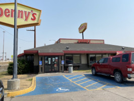 Denny's outside