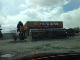 Dairy Queen outside