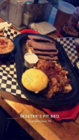 Skeeter's Pit Bbq food