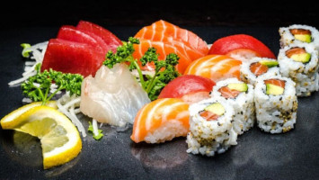 Ayako Sushi Claye Souilly food