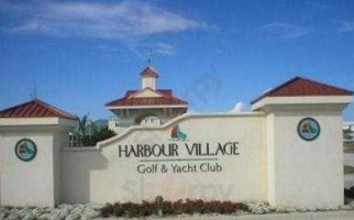 Harbour Village Pub Grill inside