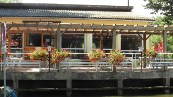 Restaurant La Seigneurie-Restoloisirs outside