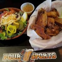 Pour Sports Pub Grille food