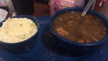 Me-Maw's Cajun Cuisine LLC food