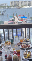 Dewey Destin's Harborside food