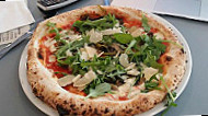 Nuposto Pizza food