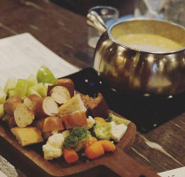 The Melting Pot - Brookfield food