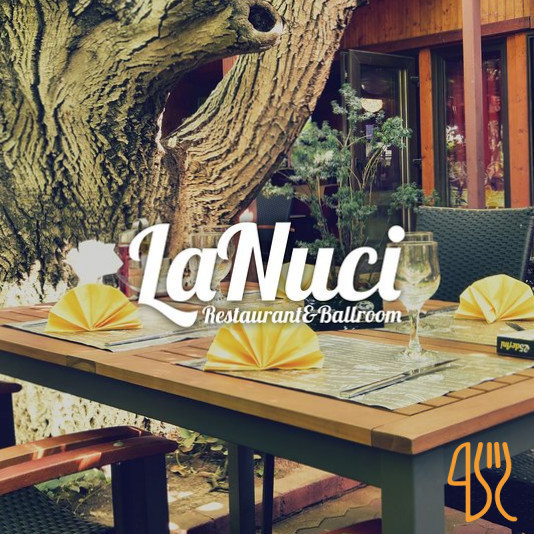 La Nuci Restaurant Exterior