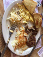 Woodville Cafe Llc food