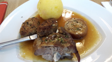 Bayerischer Hof food