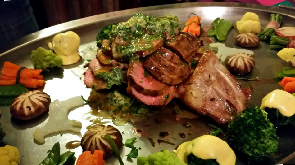 restaurant image