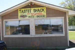 Tastee Shack outside