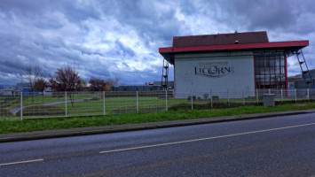 Brasserie Licorne outside