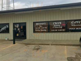 Early's Muddy Creek Cafe outside