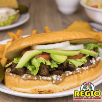 Pollo Regio food