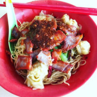 Hua Kee Hougang Famous Wan Ton Mee food