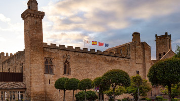 Parador De Olite. Teobaldos food