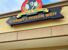 Johnny's Tavern food