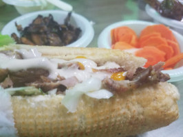 Tzion Shawarma food