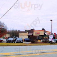 Dunkin' Donuts outside