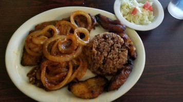 El Gallo Pinto food