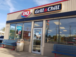 Dairy Queen outside