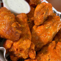 Hooters Of Brunswick food