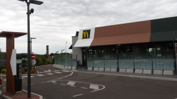 Mcdonald's inside