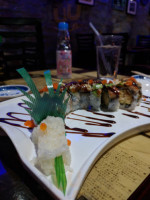 Aru Sushi food