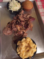 Bert's Chuckwagon Bbq food