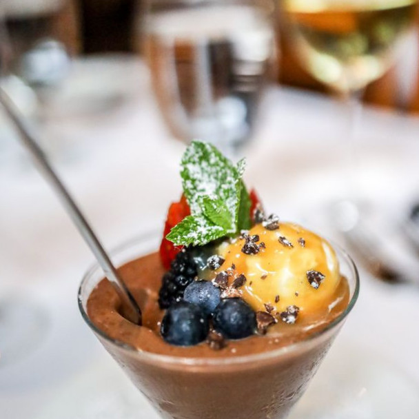 restaurant image