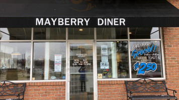 Mayberry Diner outside