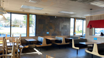 Dairy Queen Grill Chill inside