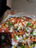 Mod Pizza food