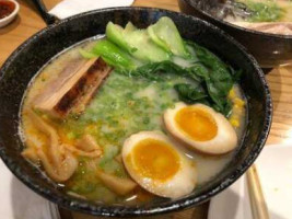 Tanoshii Ramen food