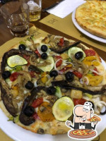 Pizzeria U' Dulcit food