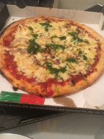 H&m Pizza food